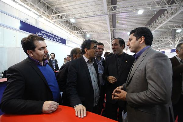 بازدید دکتر احمدی