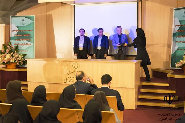 اولین نشست سراسری نمایندگان دانشگاهها و دستگاههای اجرایی کشور