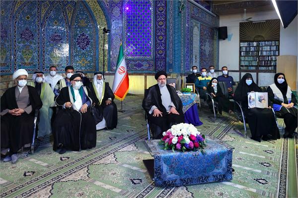 در سال جاری ان‌شاالله مسئله اشتغال مسئله اول دولت است/ رنج مردم را در سفرهای استانی و ملاقات‌های عمومی لمس می‌کنم/ قرن پانزدهم، دوره نقش‌آفرینی فعال ملت ایران و قرن ایران اسلامی است/ حمایت از تولید در