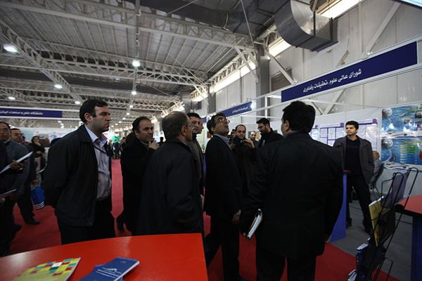 بازدید دکتر احمدی