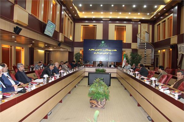 جلسه 216 کمیسیون دایمی