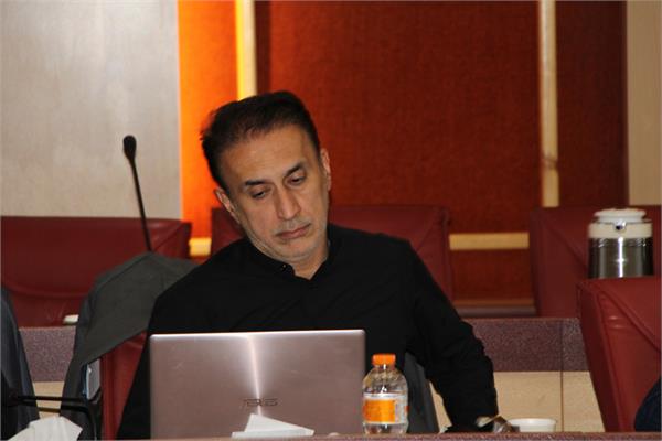 جلسه 215 کمیسیون دائمی