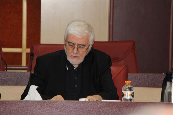 جلسه 215 کمیسیون دائمی